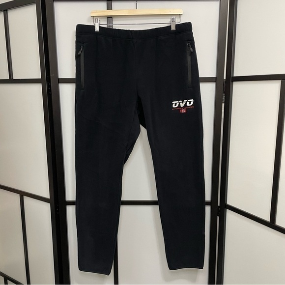 𝅺[xl] OVO NWT Men’s Black Canada Flag Primaloft Lightweight Fleece Sweatpant - Picture 1 of 13